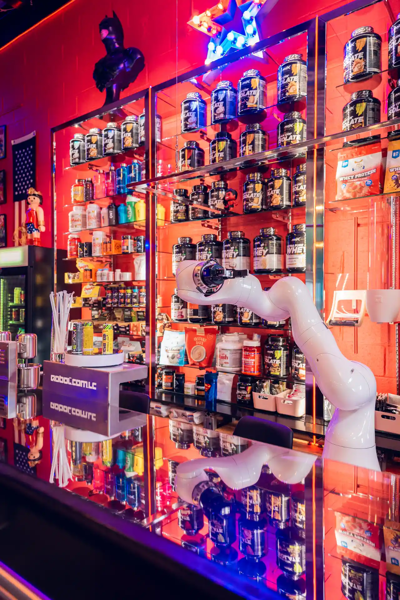 Statue Iron Man et lounge